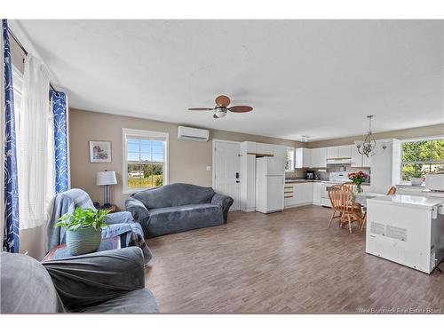 89 Alma Rd, Dixon Point, NB 