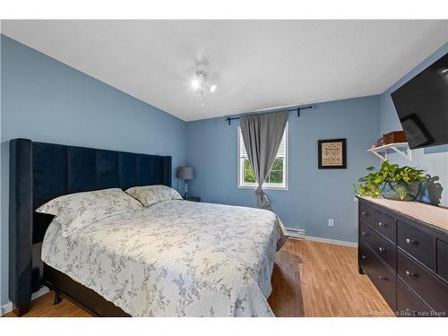89 Alma Rd, Dixon Point, NB 