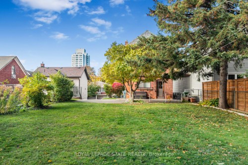 538 Hughson Street N, Hamilton, ON - Outdoor