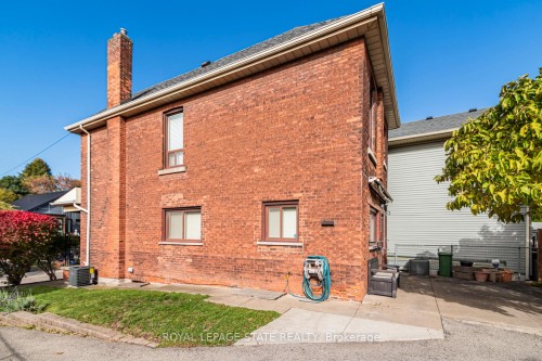 538 Hughson Street N, Hamilton, ON - Outdoor With Exterior