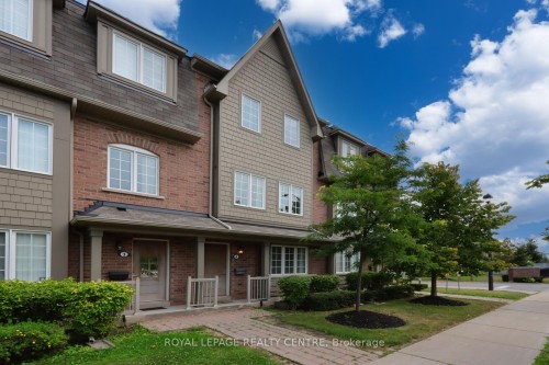 4-3190 Boxford Crescent  Mississauga, ON L5M 0A4