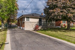 105 McElroy Road E Hamilton, ON L9A 1Z1