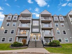 408 51 River Lane  Bedford, NS B4A 3Y8