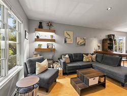 4 2093 Creighton Street  Halifax, NS B3K 3R5