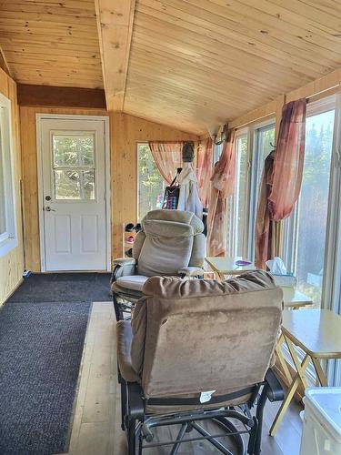 Hall d'entrée/Vestibule - Lac Du Sabre, Clermont, QC -  With Exterior