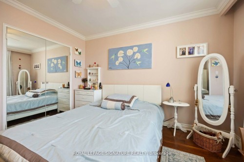 502-921 Midland Avenue, Toronto, ON - Indoor Photo Showing Bedroom