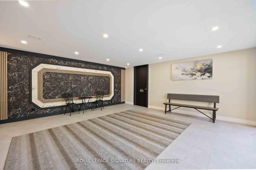 502-921 Midland Avenue, Toronto, ON - Indoor Photo Showing Other Room