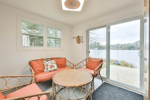 Véranda - 129 Ch. Laporte, Val-Des-Bois, QC - Indoor With Body Of Water