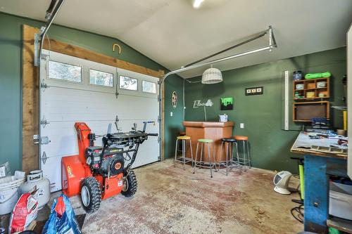 Garage - 129 Ch. Laporte, Val-Des-Bois, QC - Indoor