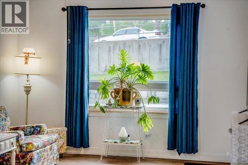 927 Nelson Avenue, Trail, BC - Indoor