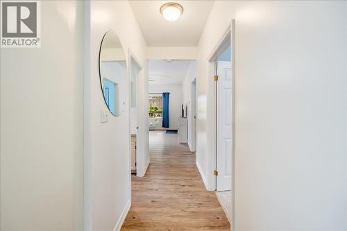 927 Nelson Avenue, Trail, BC - Indoor Photo Showing Other Room