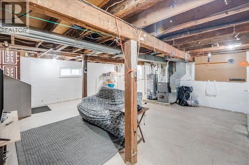 927 Nelson Avenue, Trail, BC - Indoor Photo Showing Basement