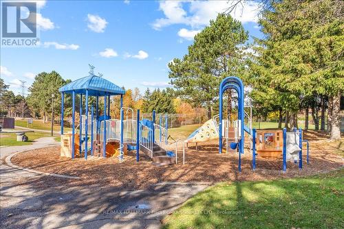 1239 Fieldstone Circle, Pickering, ON - Outdoor