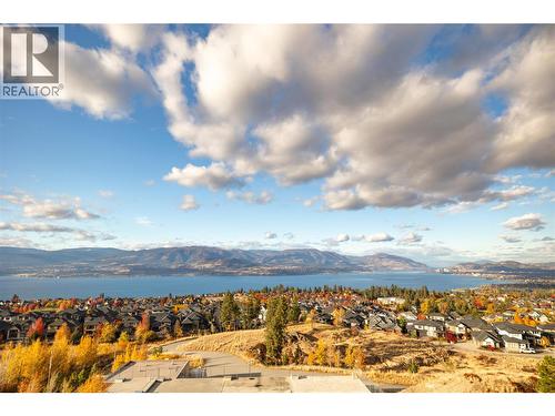 442 Redtail Court, Kelowna, BC - Outdoor With View