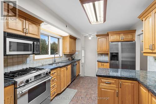 30 Oakview Avenue, Ottawa, ON - Indoor Photo Showing Kitchen With Double Sink