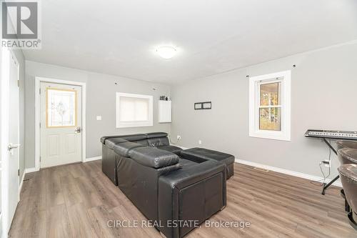 147 Marlborough Street, Brantford, ON - Indoor