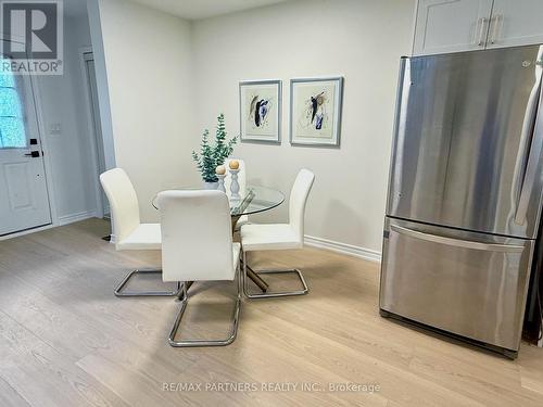 516 Bur Oak Avenue, Markham, ON - Indoor Photo Showing Dining Room