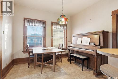 521 Albert Avenue, Saskatoon, SK - Indoor Photo Showing Dining Room