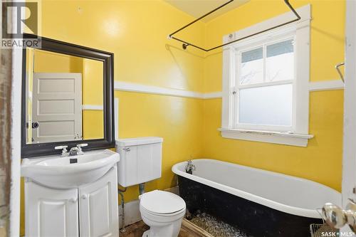 521 Albert Avenue, Saskatoon, SK - Indoor Photo Showing Bathroom