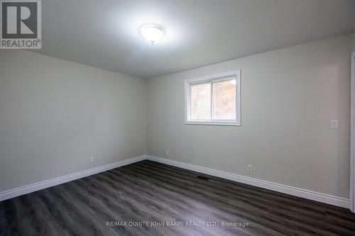 113 Barcovan Beach Road, Quinte West (Murray Ward), ON - Indoor Photo Showing Other Room