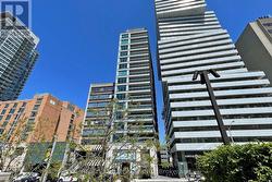 1001 - 206 BLOOR STREET W  Toronto, ON M5S 1T8