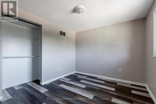 128 Brian Boulevard, Hamilton, ON - Indoor Photo Showing Other Room