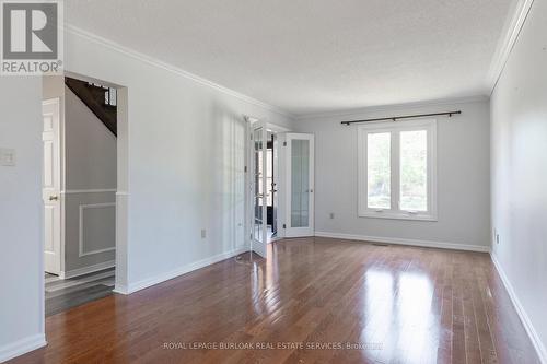 128 Brian Boulevard, Hamilton, ON - Indoor Photo Showing Other Room