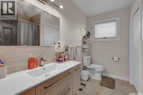 1456 Connaught Street, Regina, SK - Indoor Photo Showing Bathroom