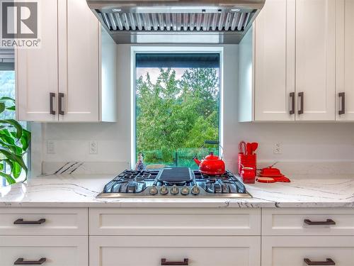 21815 Garnet Valley Road, Summerland, BC - Indoor Photo Showing Kitchen