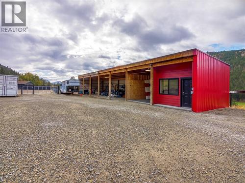 21815 Garnet Valley Road, Summerland, BC - Outdoor