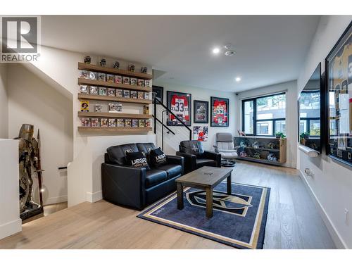 525 Mcclure Road Unit# 9, Kelowna, BC - Indoor