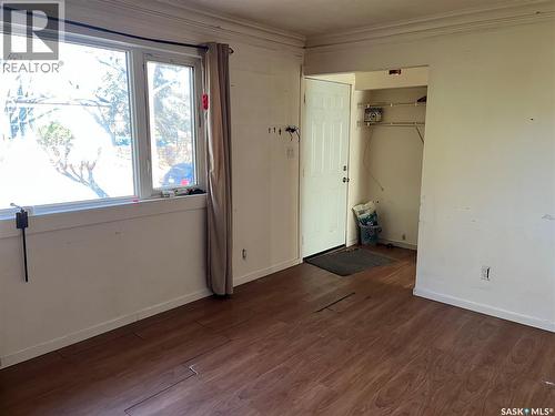5009 8Th Avenue, Regina, SK - Indoor Photo Showing Other Room