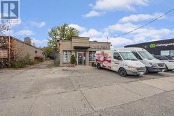 8 SIX POINT ROAD  Toronto, ON M8Z 2W8