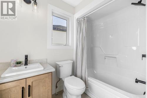 58 Trenton Drive, Paradise, NL - Indoor Photo Showing Bathroom