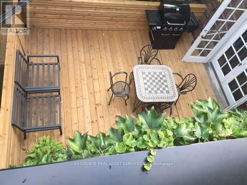 70 Crescent Road, Toronto, ON - 