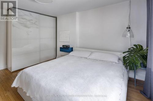 70 Crescent Road, Toronto, ON - Indoor Photo Showing Bedroom