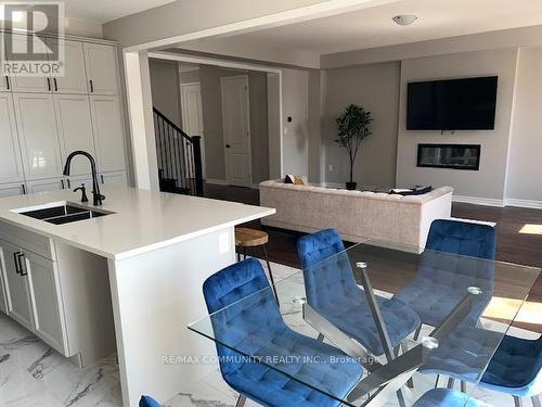 ROOM - 1568 SCARLETT TRAIL , Pickering, Ontario L1X 0N9 5