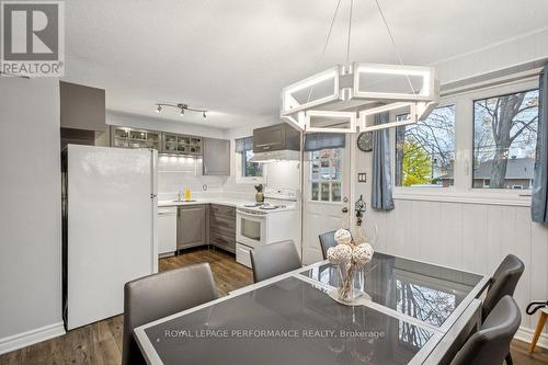 285 Lanark Avenue, Ottawa, ON - Indoor Photo Showing Other Room