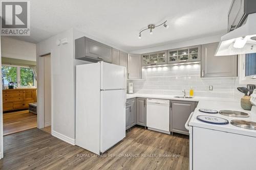 285 Lanark Avenue, Ottawa, ON - Indoor Photo Showing Kitchen