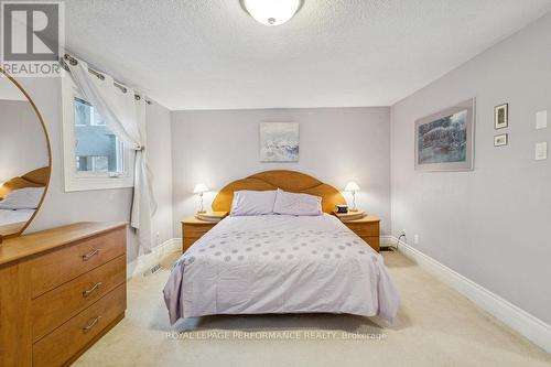 285 Lanark Avenue, Ottawa, ON - Indoor Photo Showing Bedroom