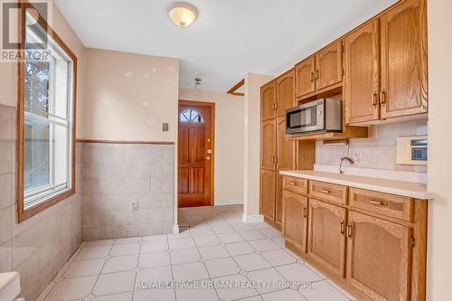 55 Merritt Road, Toronto, ON - Indoor