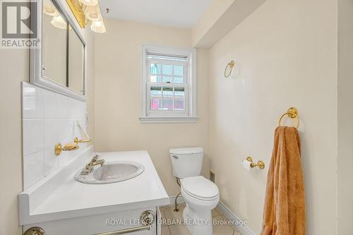 55 Merritt Road, Toronto, ON - Indoor Photo Showing Bathroom