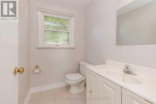 35 Queen Street S, Mississauga, ON 