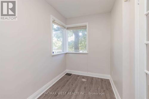 35 Queen Street S, Mississauga, ON 