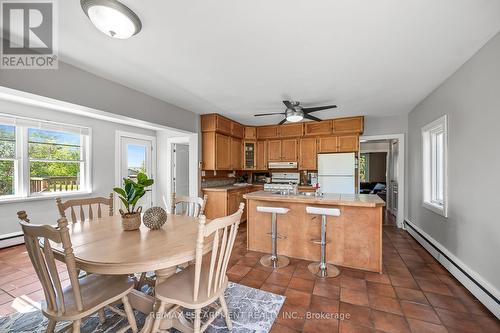 22 Tolhurst Avenue, Brant, ON - Indoor Photo Showing Dining Room