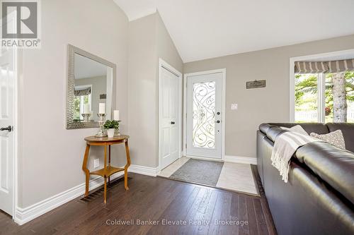 3 Lorne Street, Erin, ON - Indoor