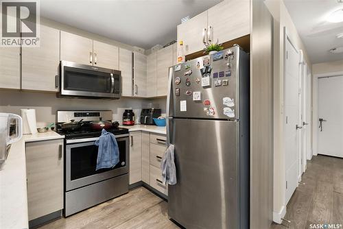 1157 Poley Street, Regina, SK - Indoor Photo Showing Kitchen With Stainless Steel Kitchen