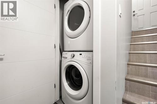 1157 Poley Street, Regina, SK - Indoor Photo Showing Laundry Room