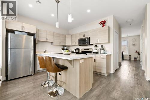 1157 Poley Street, Regina, SK - Indoor Photo Showing Kitchen With Stainless Steel Kitchen With Upgraded Kitchen