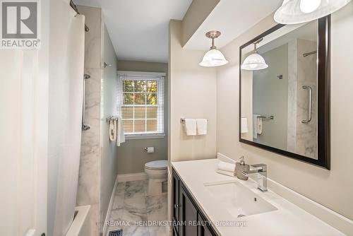4 Upper Canada Drive, St. Catharines (Lakeshore), ON - Indoor Photo Showing Bathroom
